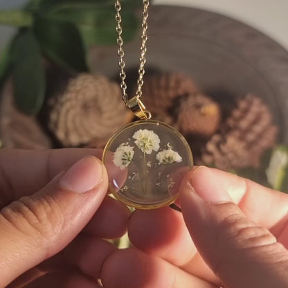 Baby's-Breath | Gold | Round | Necklace
