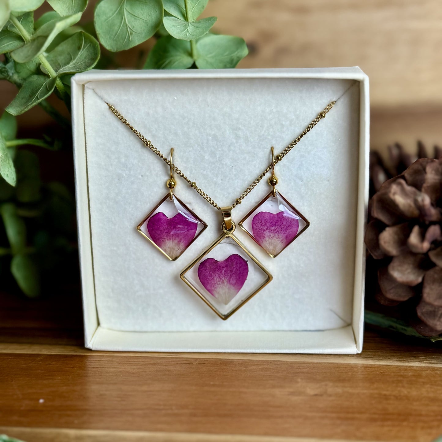 Pétala Rosa Conjunto | Ouro | Colar e Brincos